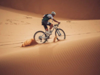 Titan Desert 2024: Conquista el desierto en 2 ruedas